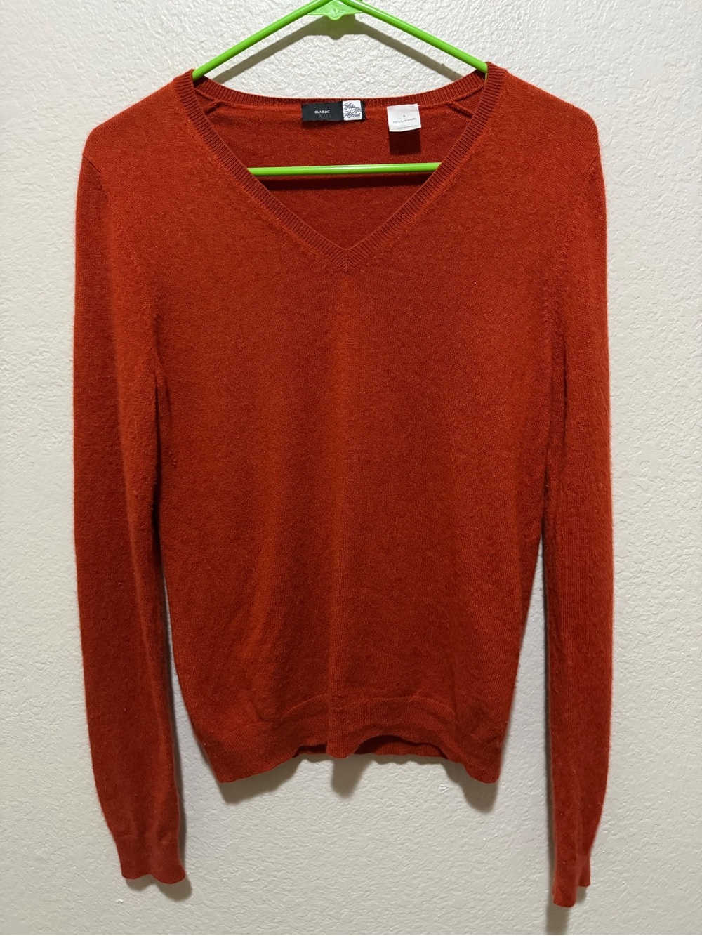 Saks Fifth Avenue 100% Cashmere V-Neck Sweater Small Rust Old Money